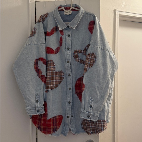 Oli & Hali Heartline Drift Oversized Denim Shirt NWOT - Picture 5 of 9